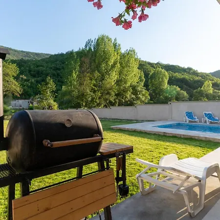 Villa Bunica Spring Mostar